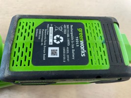 Greenworks heggenschaar met lader en lithium accu (6)